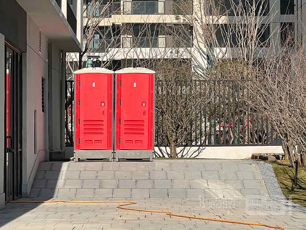 移動廁所出租廠家助力永威城玖著交房現場