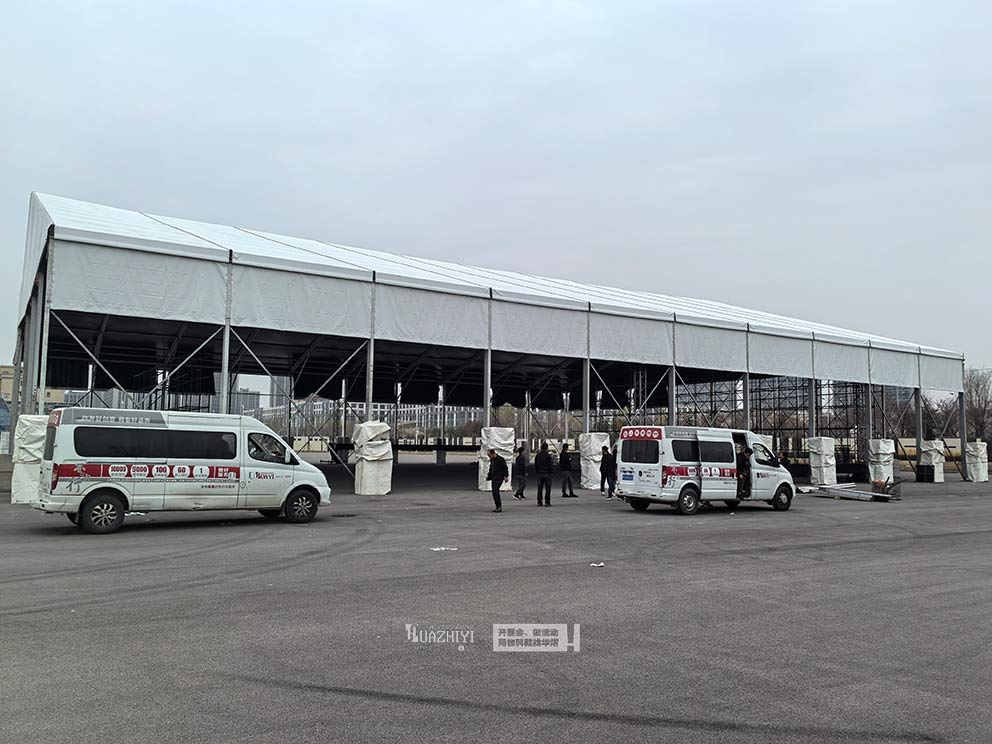 鄭州華熠搭建智能互聯(lián)網(wǎng)測試基地高8米，跨度40米篷房